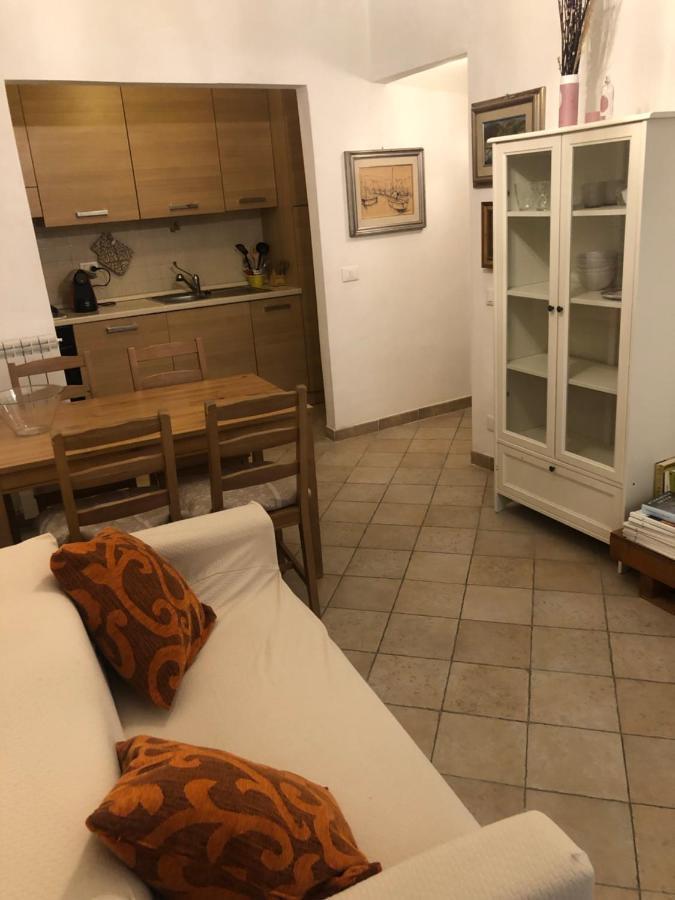 Casa Gabry In Centro Apartment Sarzana Exterior photo