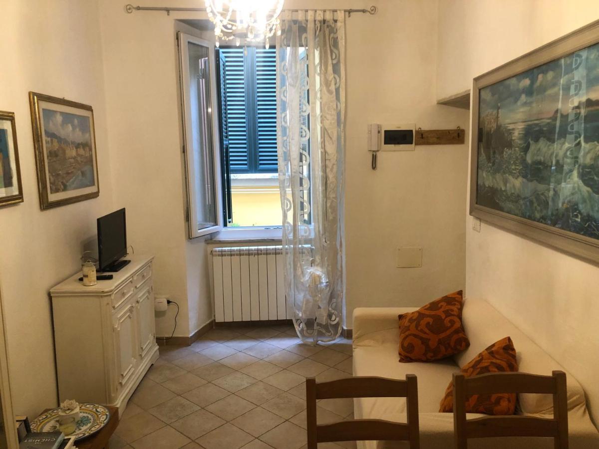 Casa Gabry In Centro Apartment Sarzana Exterior photo