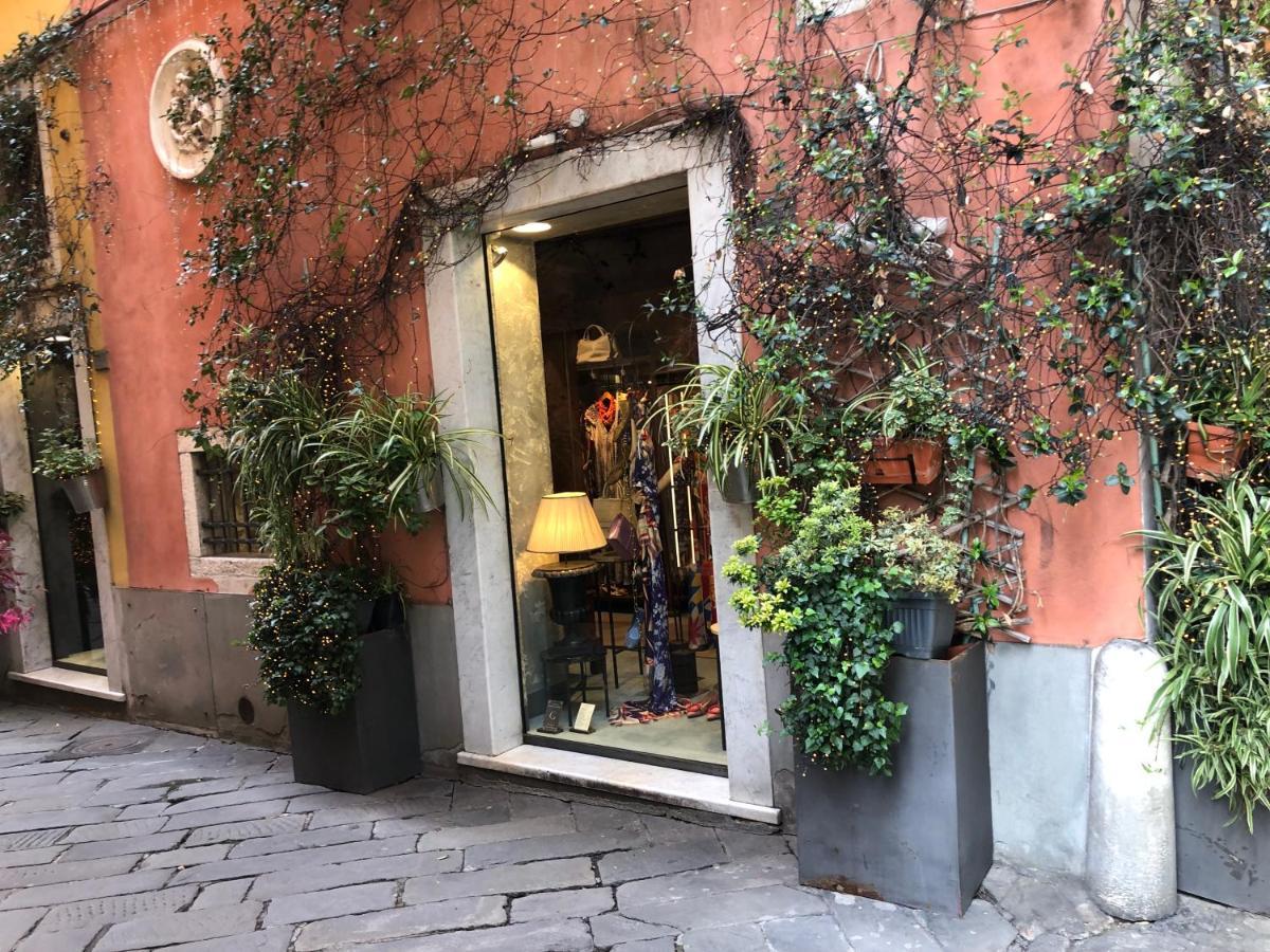 Casa Gabry In Centro Apartment Sarzana Exterior photo